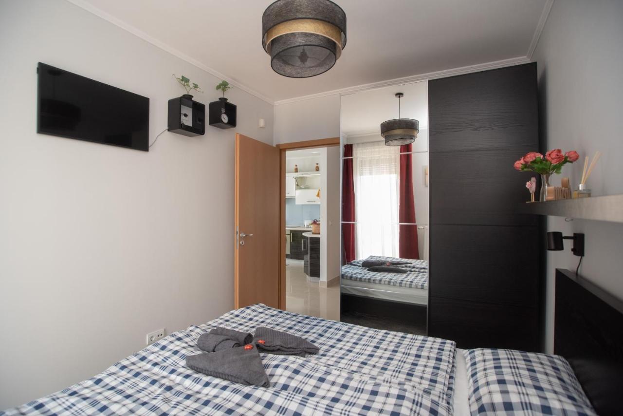 Sunny Home Near Bud With 2Br, Ac And Free Parking Vecsés Exteriér fotografie