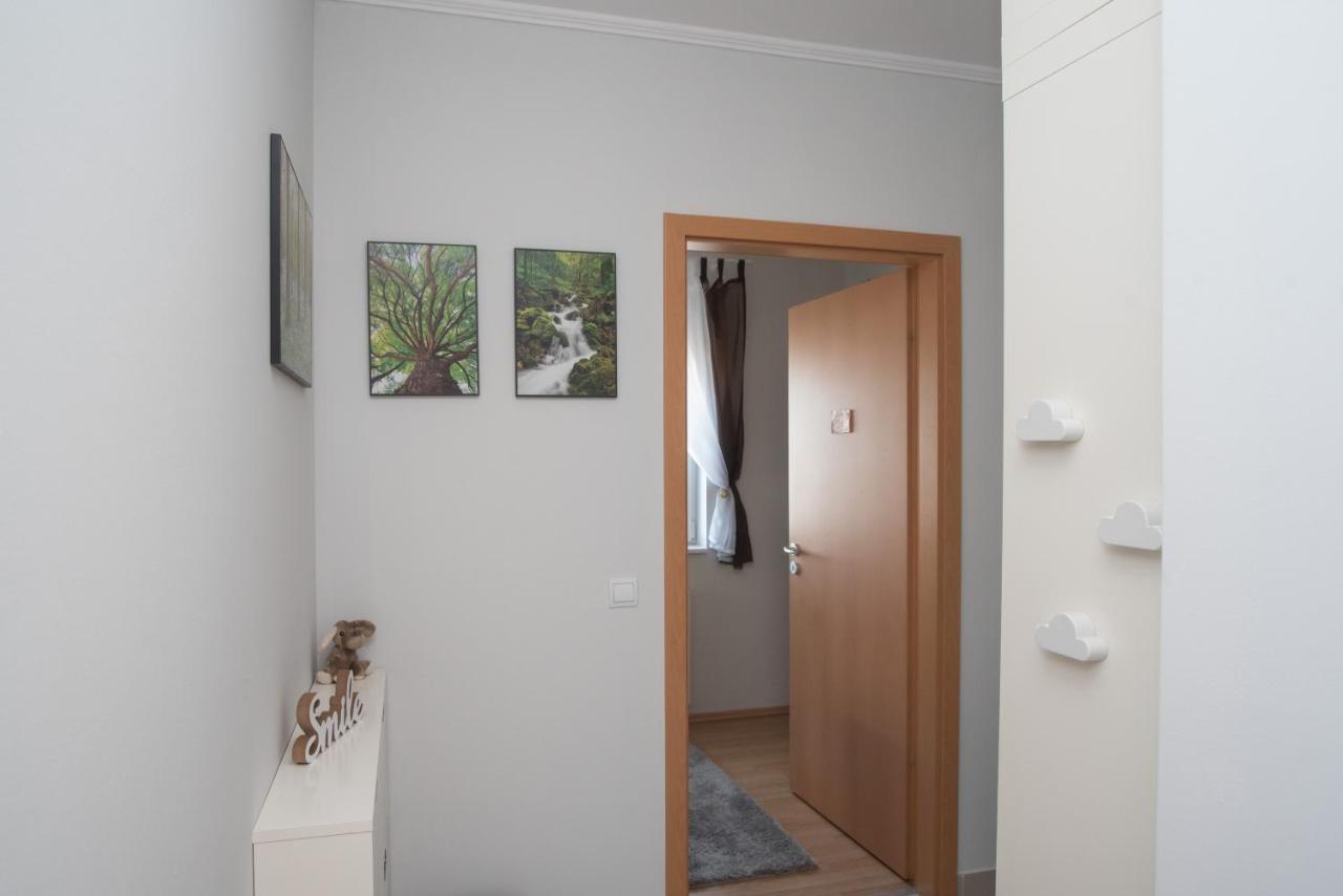 Sunny Home Near Bud With 2Br, Ac And Free Parking Vecsés Exteriér fotografie